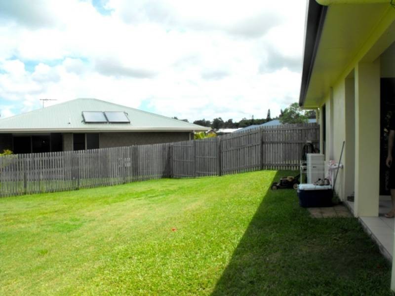 4 Carlow Close, Rural View QLD 4740