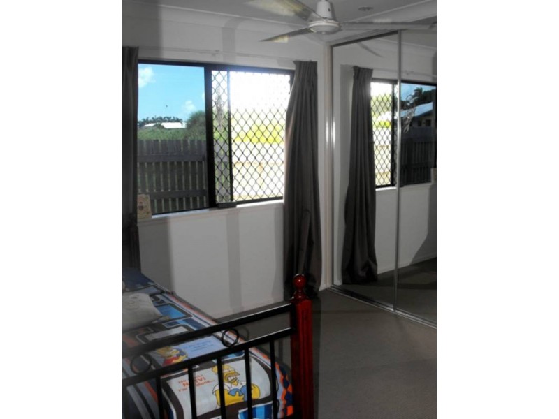 4 Carlow Close, Rural View QLD 4740