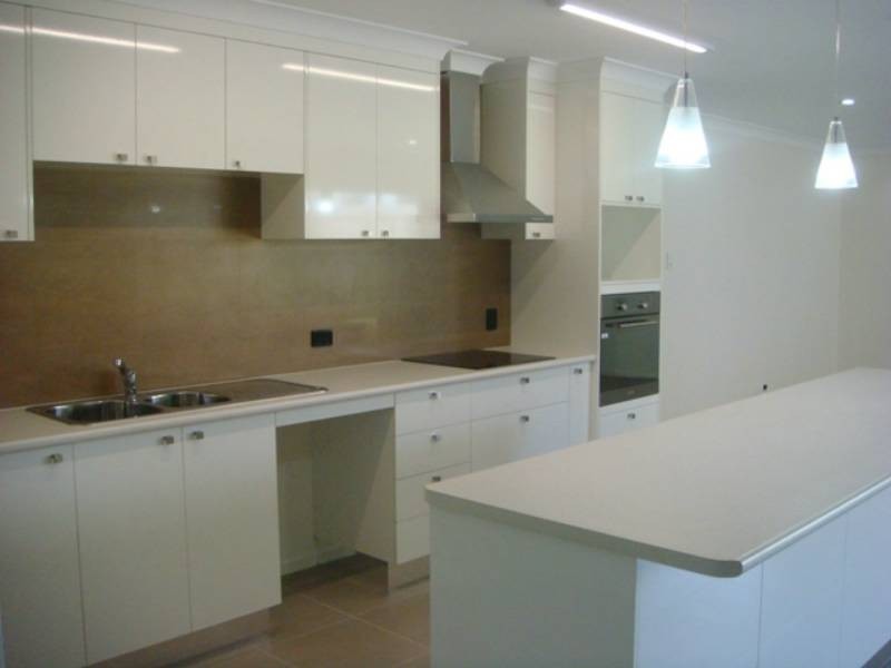 6 Sonoran Street, Rural View QLD 4740