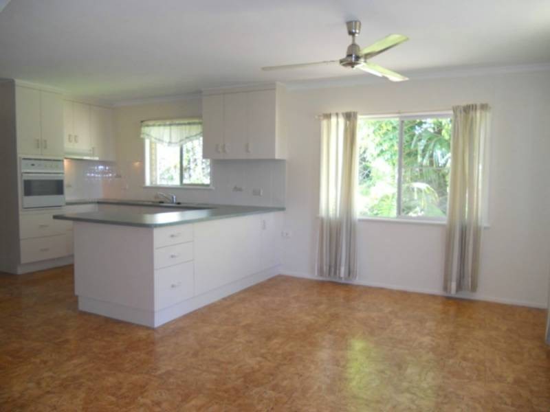 7 Hassen Court, Mount Pleasant QLD 4740