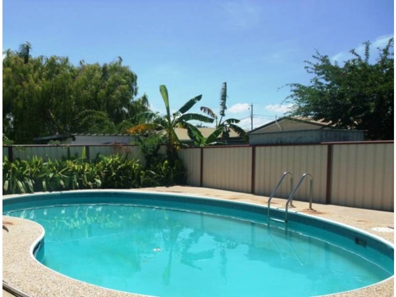 2 Mengel Street, South Mackay QLD 4740