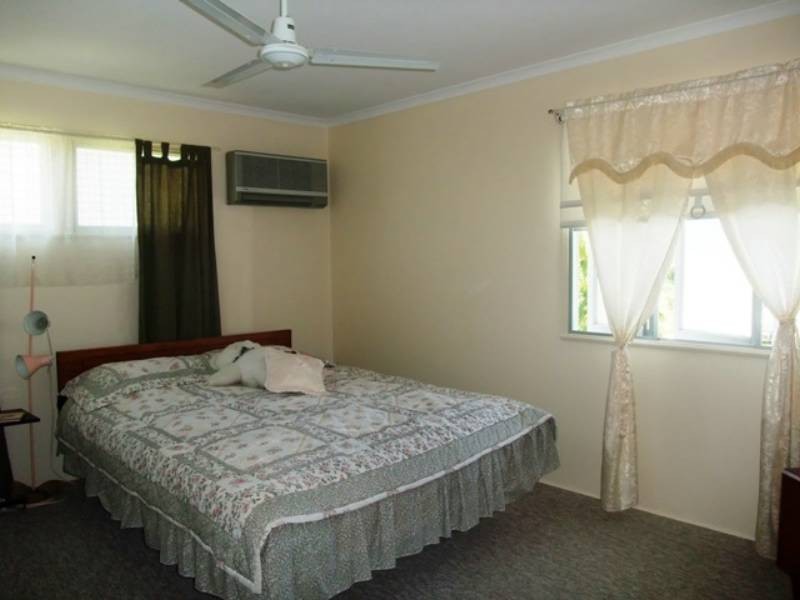 2 Mengel Street, South Mackay QLD 4740