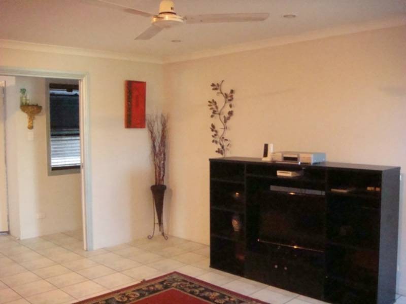 498 Pleystowe School Road, Greenmount QLD 4751