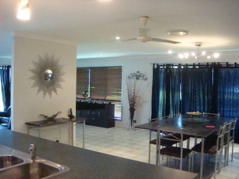 498 Pleystowe School Road, Greenmount QLD 4751