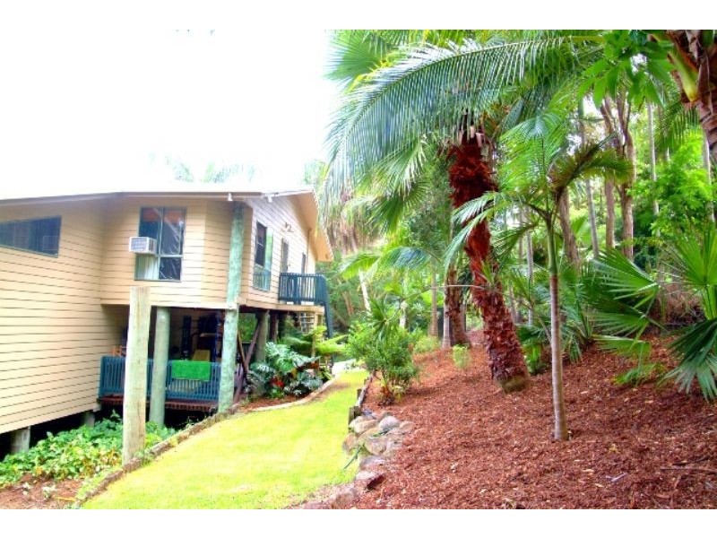 13 Ian Wood Drive, Dolphin Heads QLD 4740