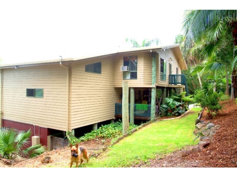 13 Ian Wood Drive, Dolphin Heads QLD 4740