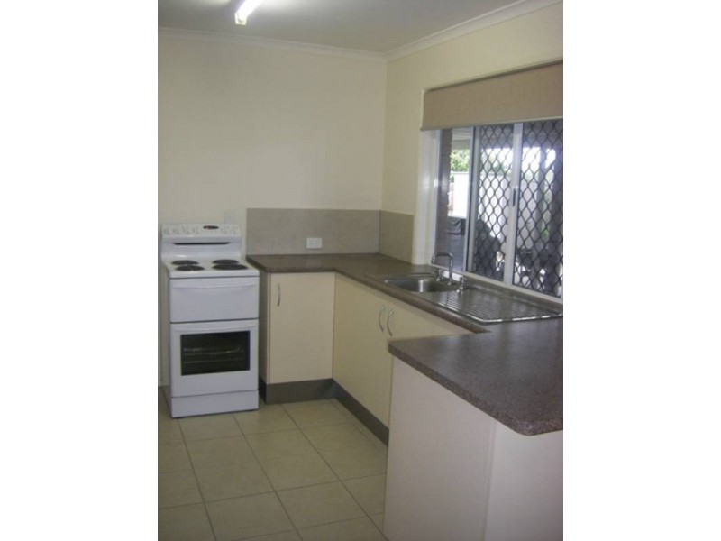 67 Bradman Drive, Glenella QLD 4740