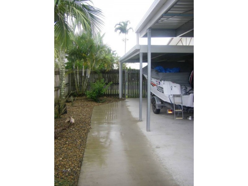 67 Bradman Drive, Glenella QLD 4740