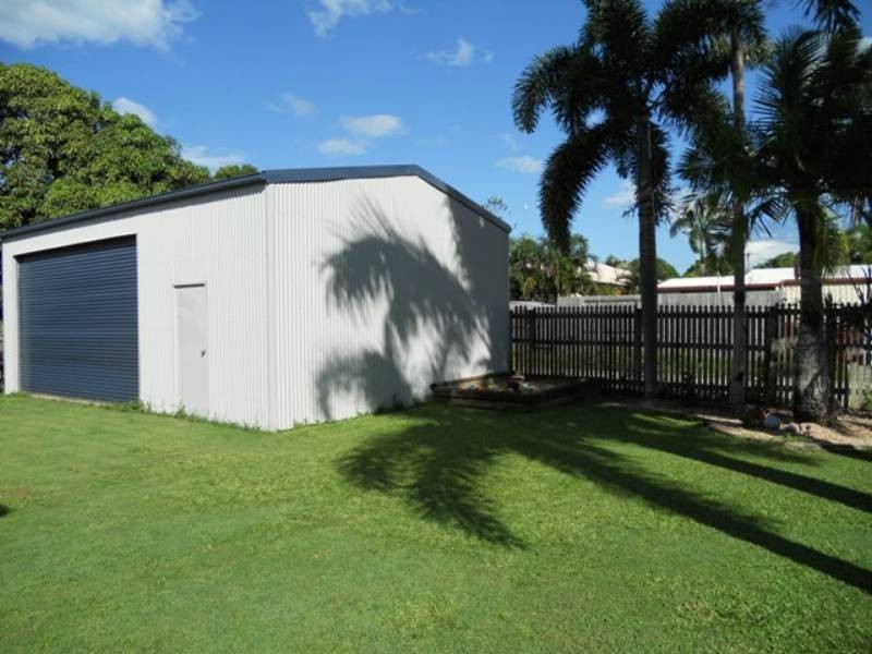 11 Macrossan Street, East Mackay QLD 4740