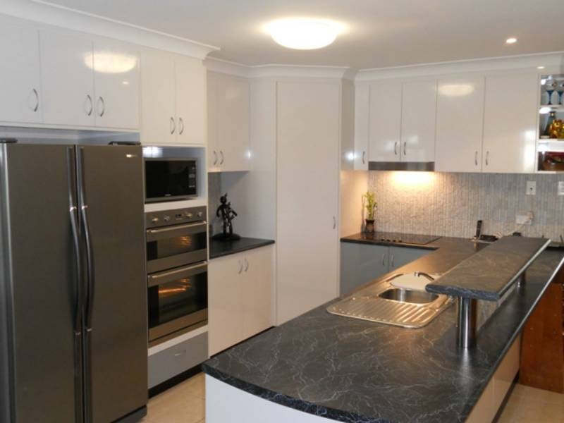 8 Lance Street, Bucasia QLD 4750