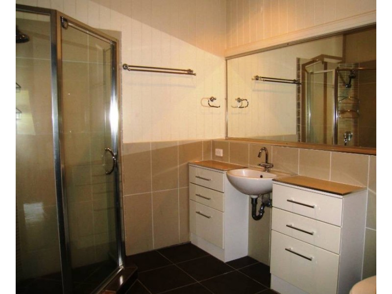 1 Pearce Street, East Mackay QLD 4740