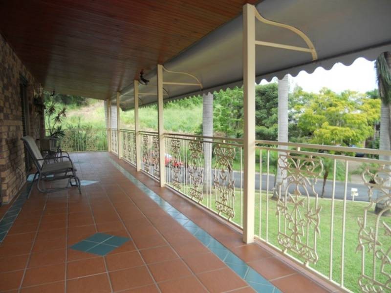 27 Sweeney Court, Glenella QLD 4740