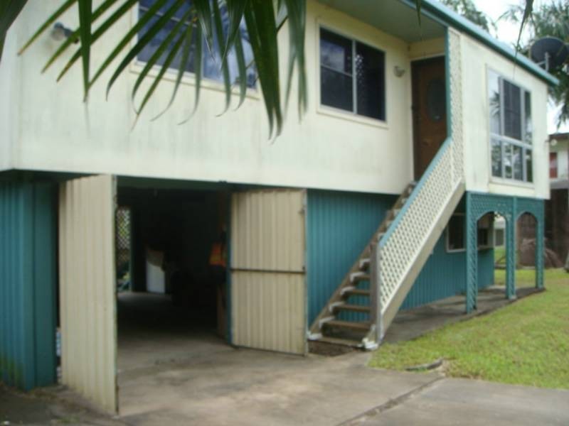 24757 Peak Downs Highway Mackay, Victoria Plains QLD 4751