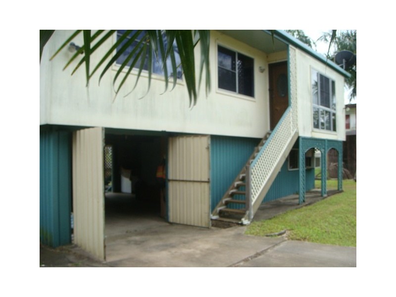 24757 Peak Downs Highway Mackay, Victoria Plains QLD 4751