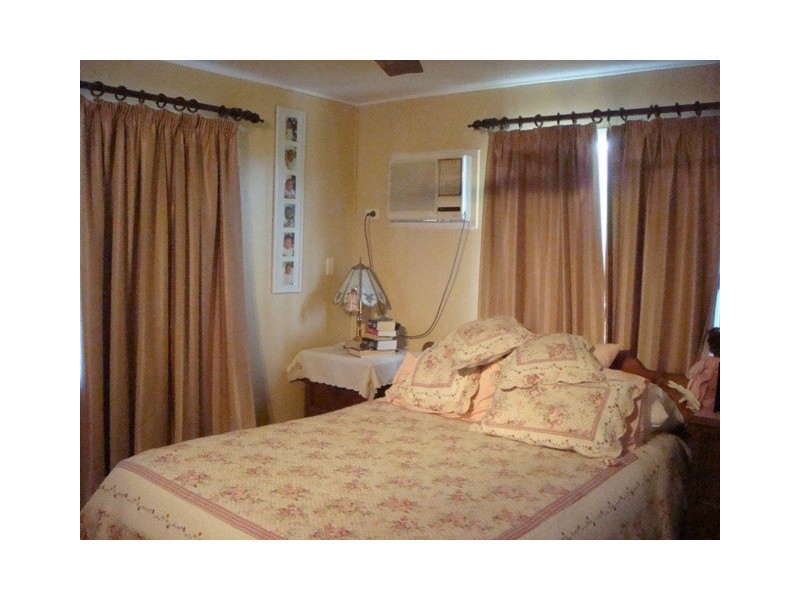 24757 Peak Downs Highway Mackay, Victoria Plains QLD 4751