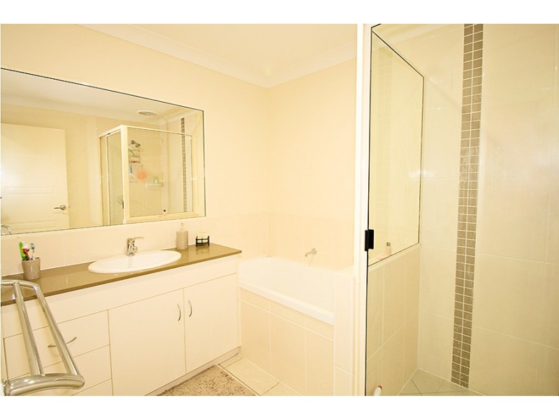 23 Whitehaven Drive, Blacks Beach QLD 4740