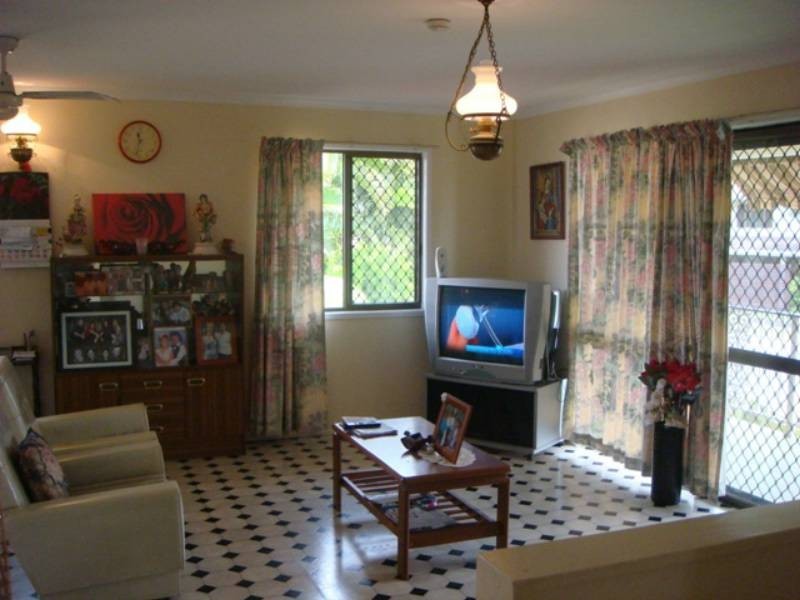 12 Phillip Street, Mount Pleasant QLD 4740