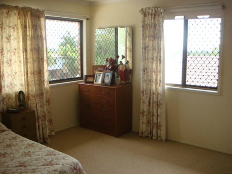 12 Phillip Street, Mount Pleasant QLD 4740