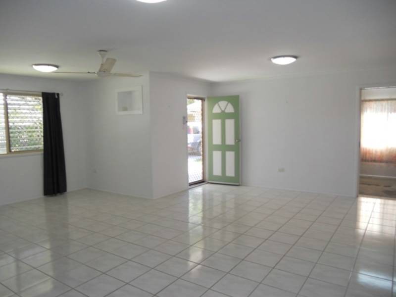 Unit 2/18 Hume Street, West Mackay QLD 4740