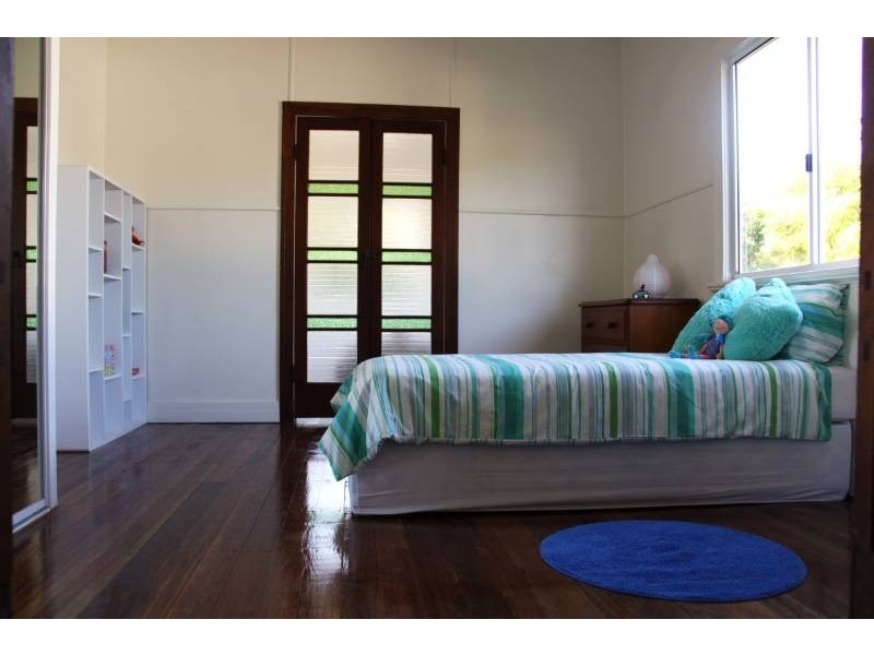 33 Shakespeare Street, East Mackay QLD 4740