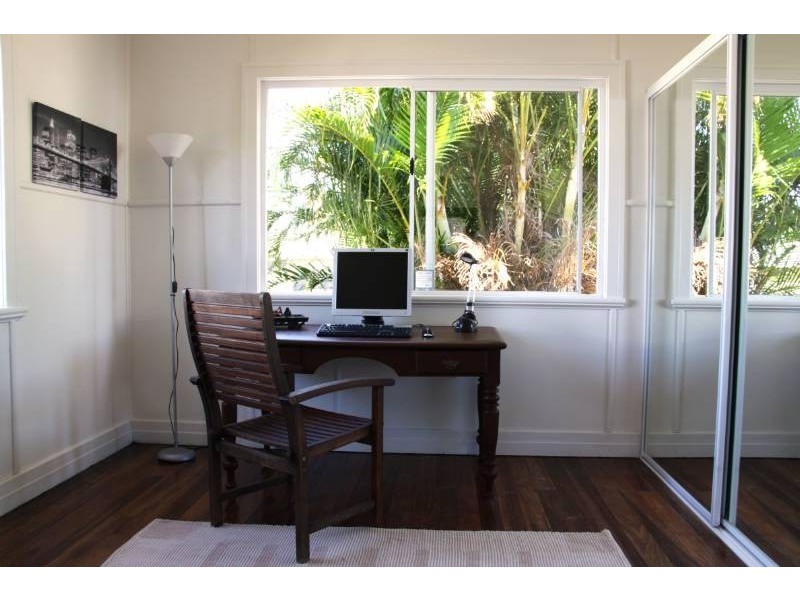 33 Shakespeare Street, East Mackay QLD 4740