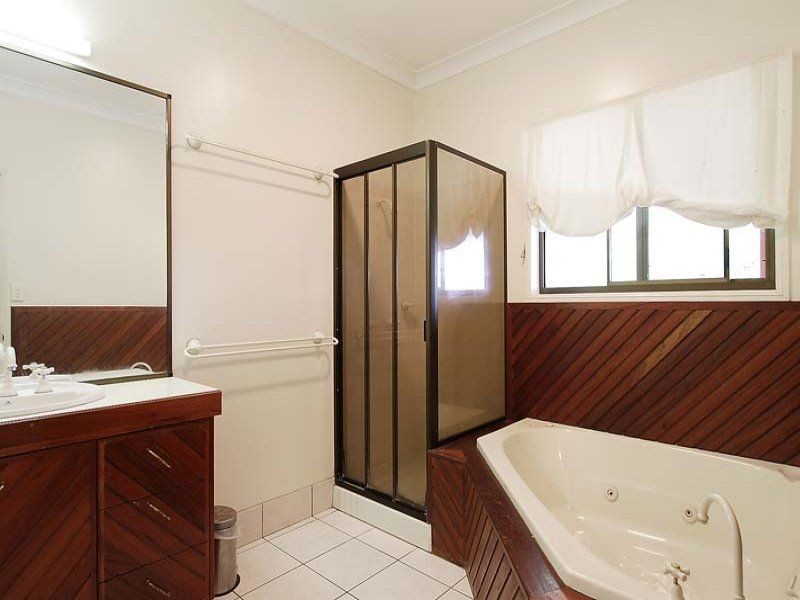 25 Gravinos Road, Victoria Plains QLD 4751