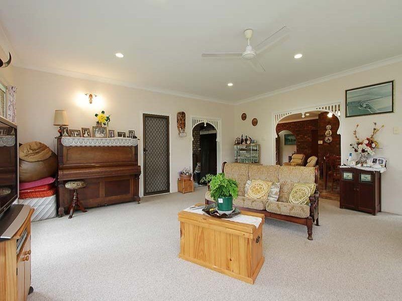25 Gravinos Road, Victoria Plains QLD 4751