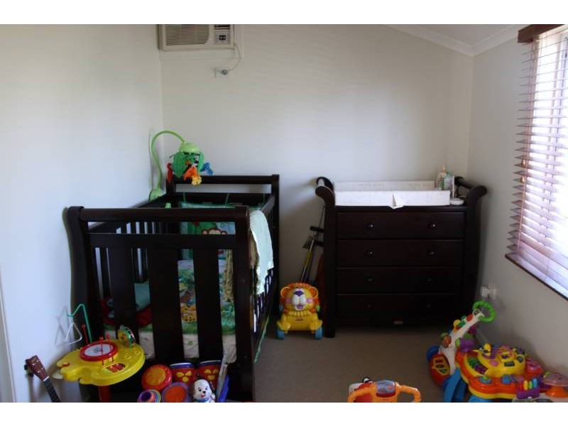 1 Vine Street, North Mackay QLD 4740