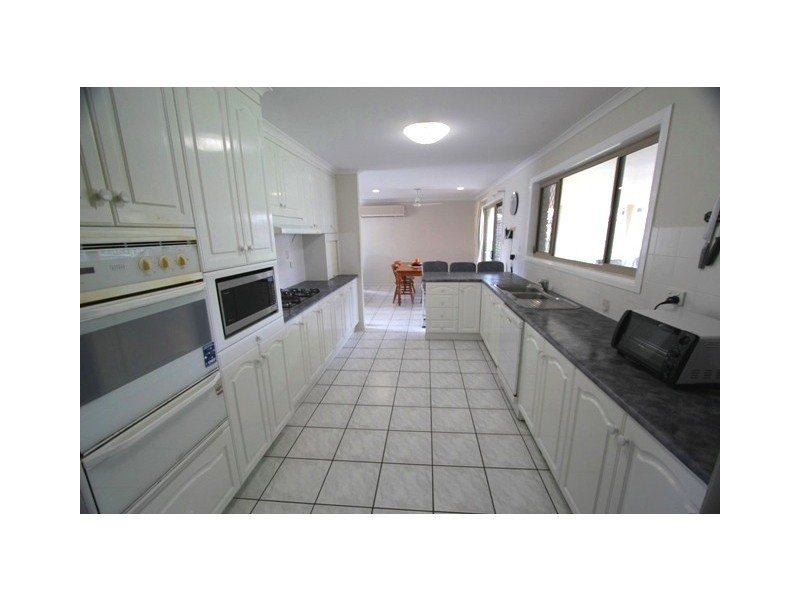 23 Bankswood Street, Beaconsfield QLD 4740