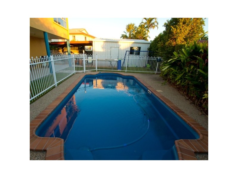 14 Riverleigh Drive, North Mackay QLD 4740