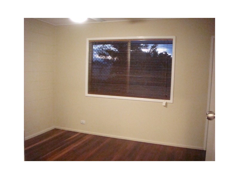 4/221 Evan Street, South Mackay QLD 4740