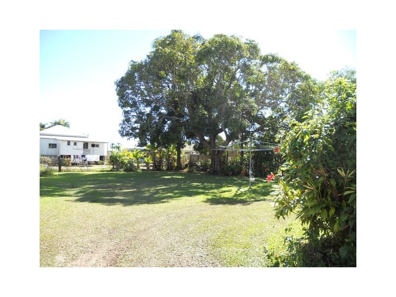 14 Hucker Street, Mackay QLD 4740