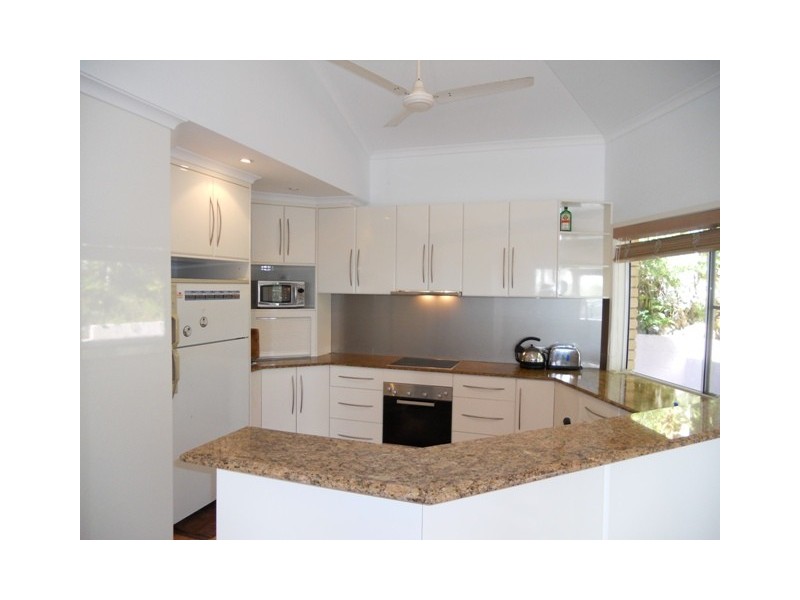 10 Lyn Court, Beaconsfield QLD 4740