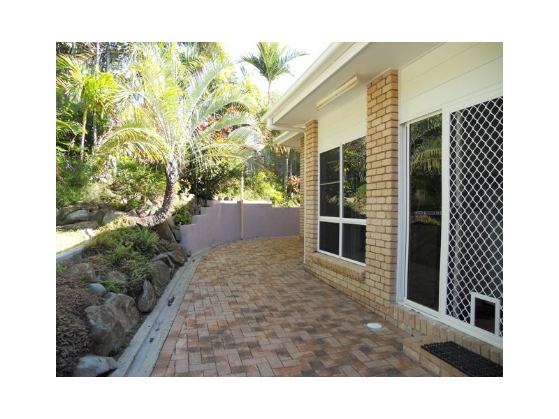 10 Lyn Court, Beaconsfield QLD 4740