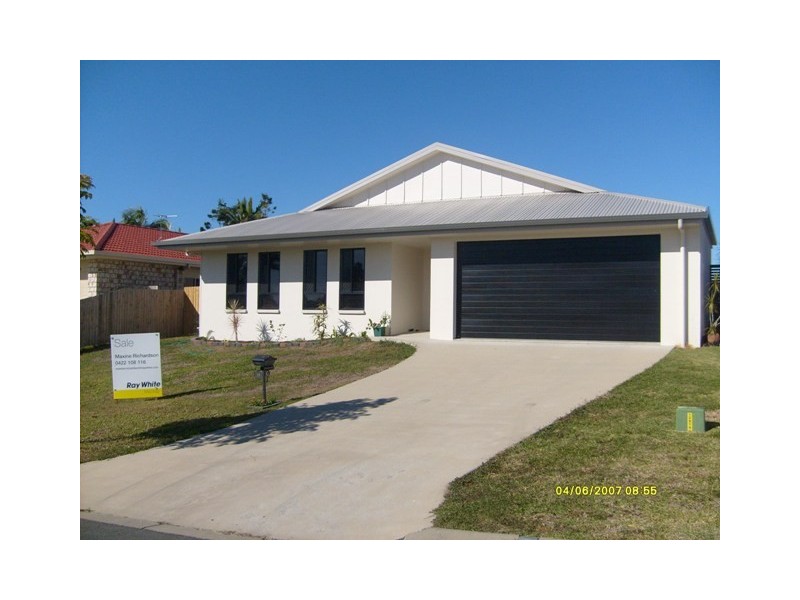 16 Shanks Street, Bucasia QLD 4750