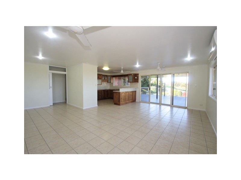 42 Cavanagh Drive, Blacks Beach QLD 4740