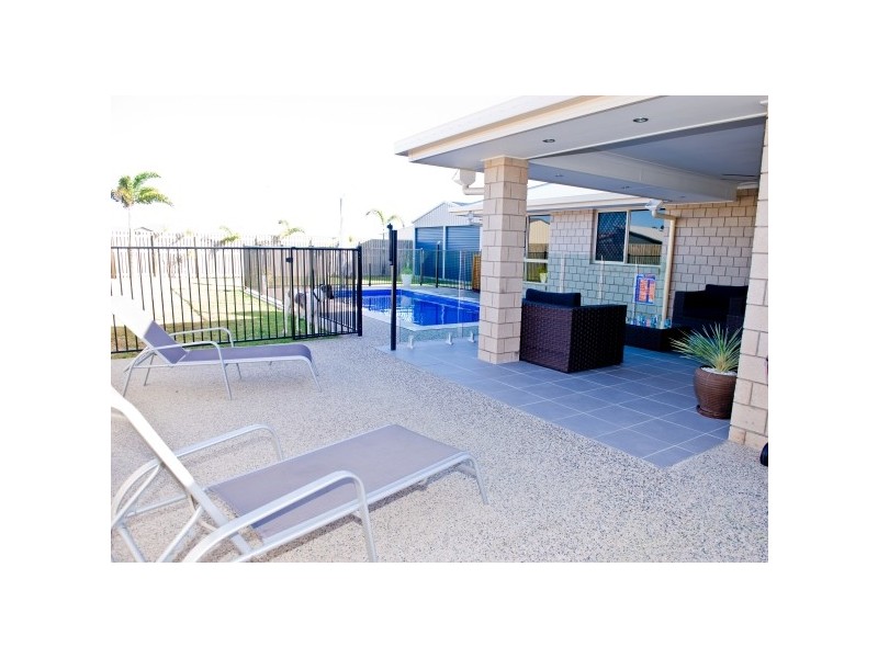 13 Stone Drive, Shoal Point QLD 4750
