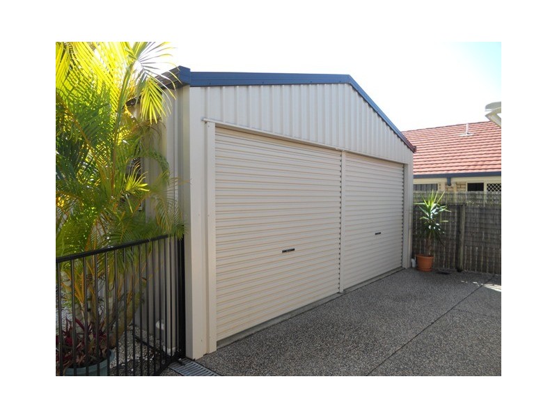2 Leura Court, Glenella QLD 4740