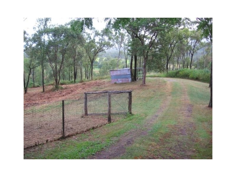 21 Shackleton Road, Oakenden QLD 4741