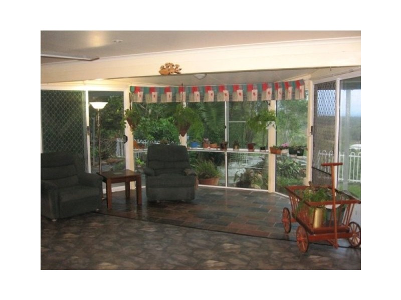 21 Shackleton Road, Oakenden QLD 4741