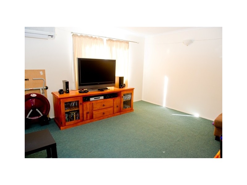 8 Fatnowna Street, Andergrove QLD 4740