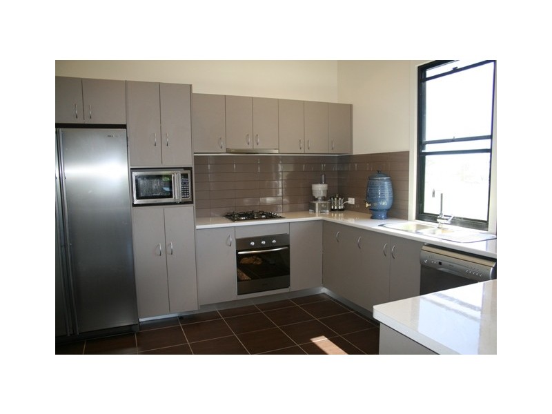 2  Turner Street, Mackay QLD 4740