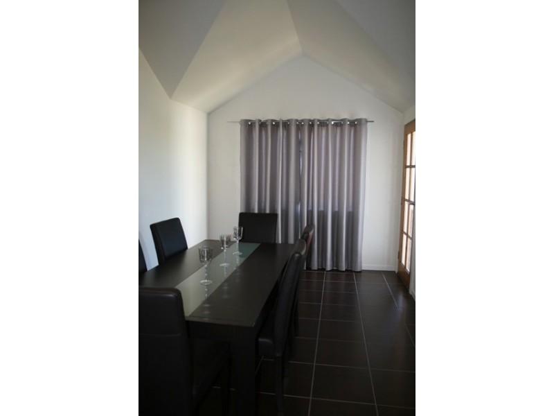 2  Turner Street, Mackay QLD 4740