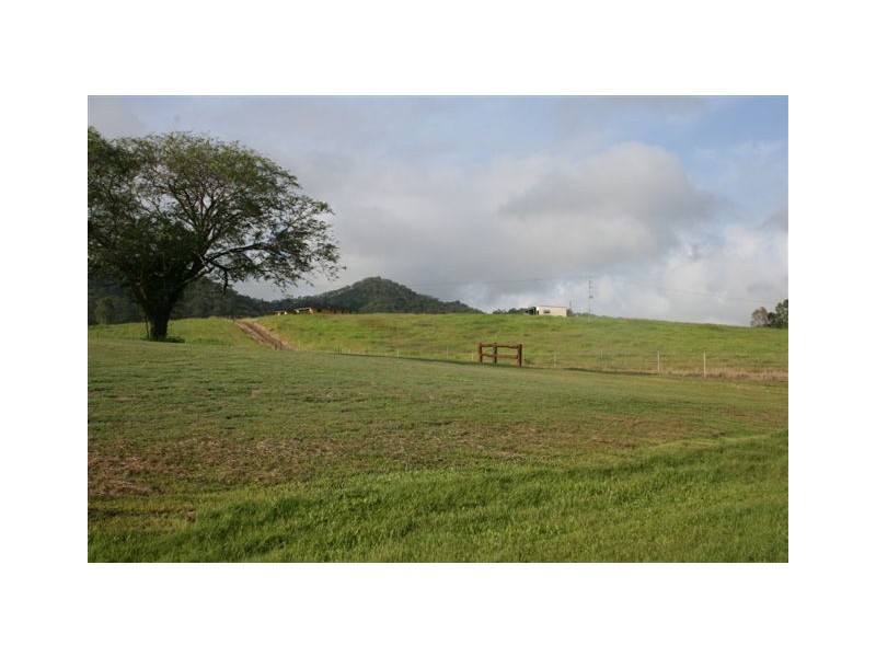 131 Smart Road, Koumala QLD 4738