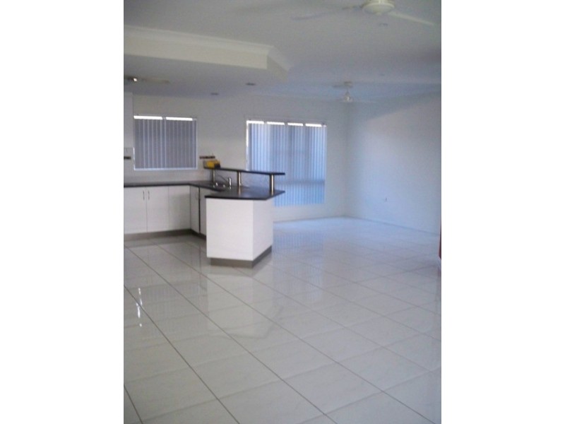 24 Malone Drive, Andergrove QLD 4740