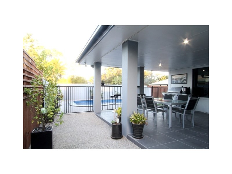 15 Song Close, Andergrove QLD 4740