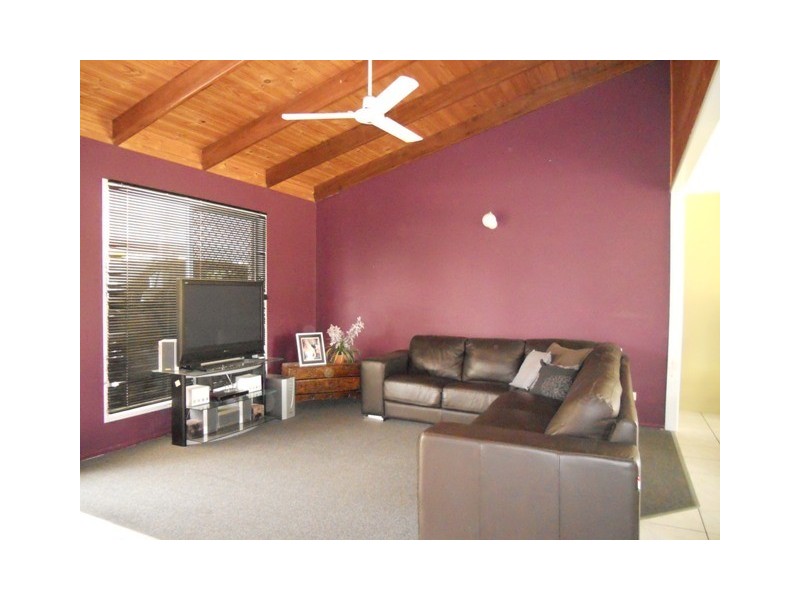10 Marshall Avenue, Andergrove QLD 4740