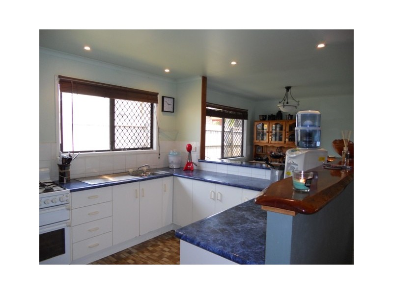 19 Campbell Street, Andergrove QLD 4740