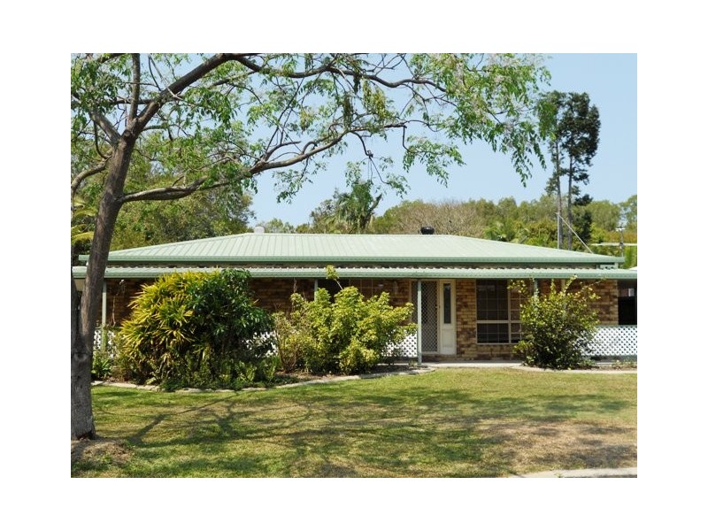 32 Broomdykes Drive, Beaconsfield QLD 4740