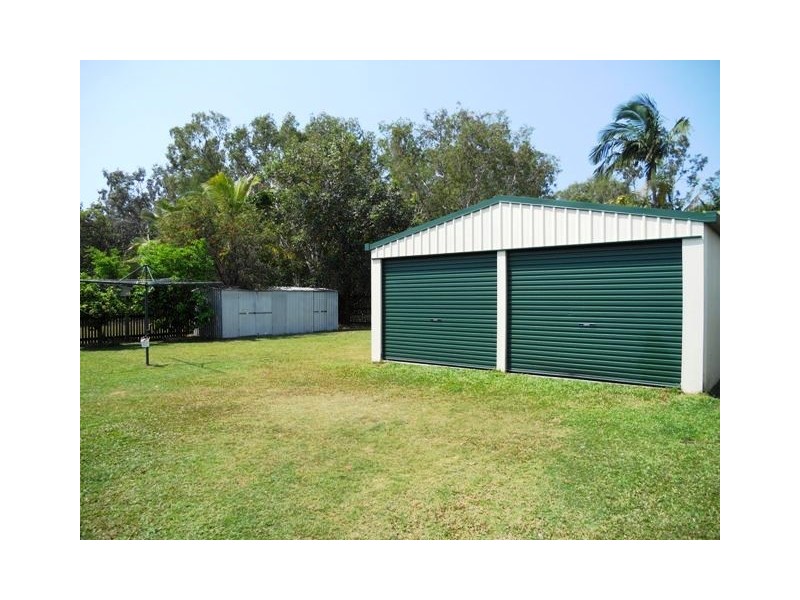 32 Broomdykes Drive, Beaconsfield QLD 4740